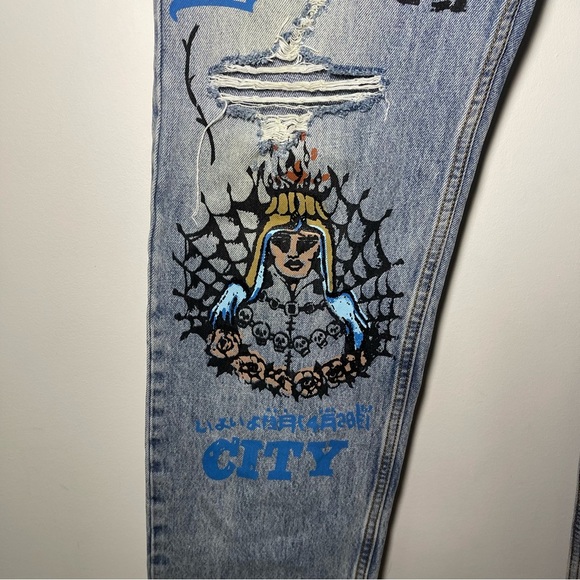 MNML Men's light wash straight leg devil diabolical skull grunge denim jeans 36 - Picture 4 of 11